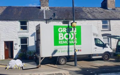 How Much Does It Cost to Move House From Leeds to Wales?